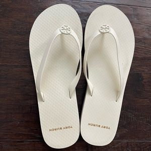 Tory Burch Flip Flops Sz 6M
